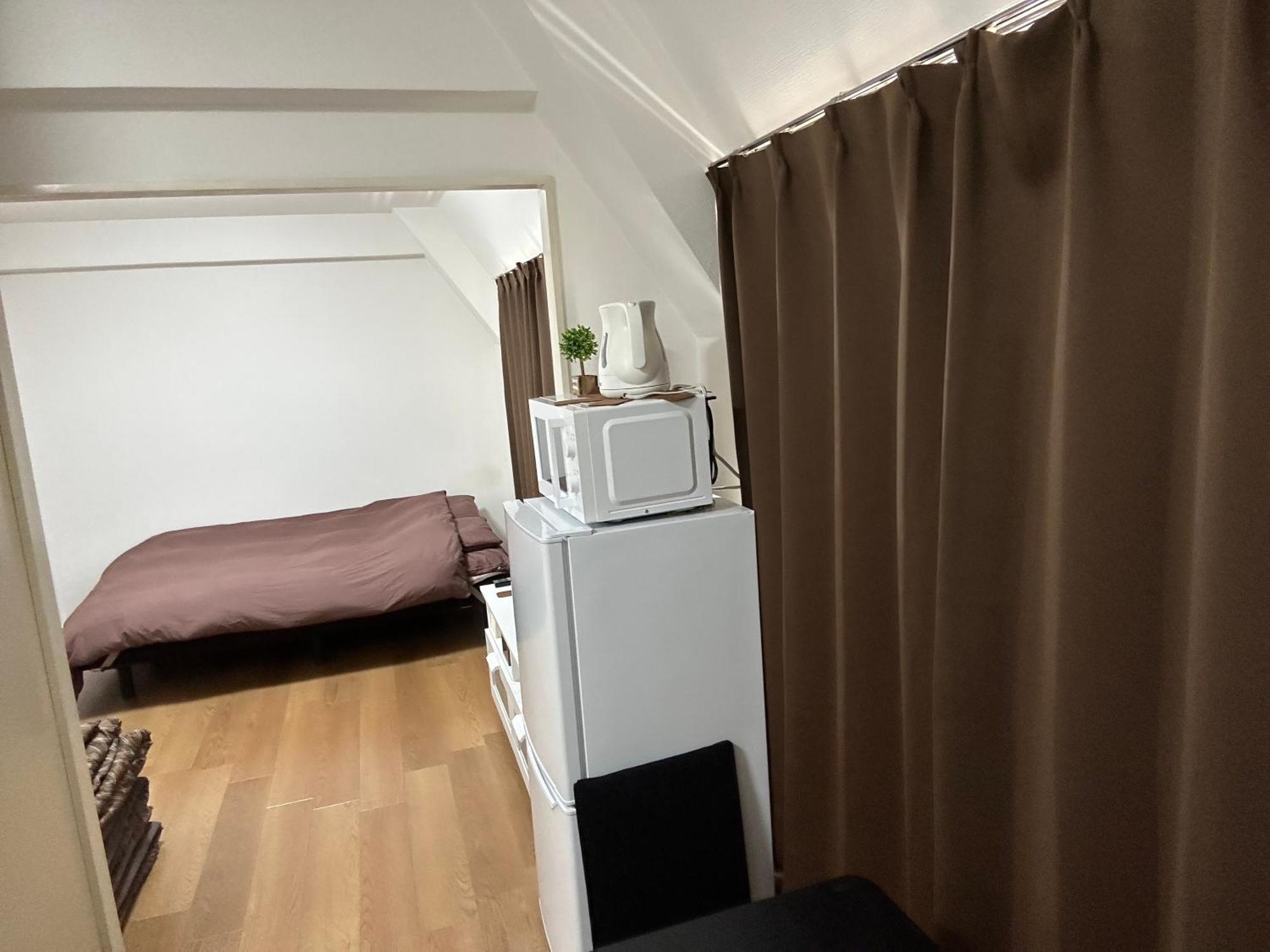 Guest House Zwell Hakata Ohori Park Fukuoka  Eksteriør billede
