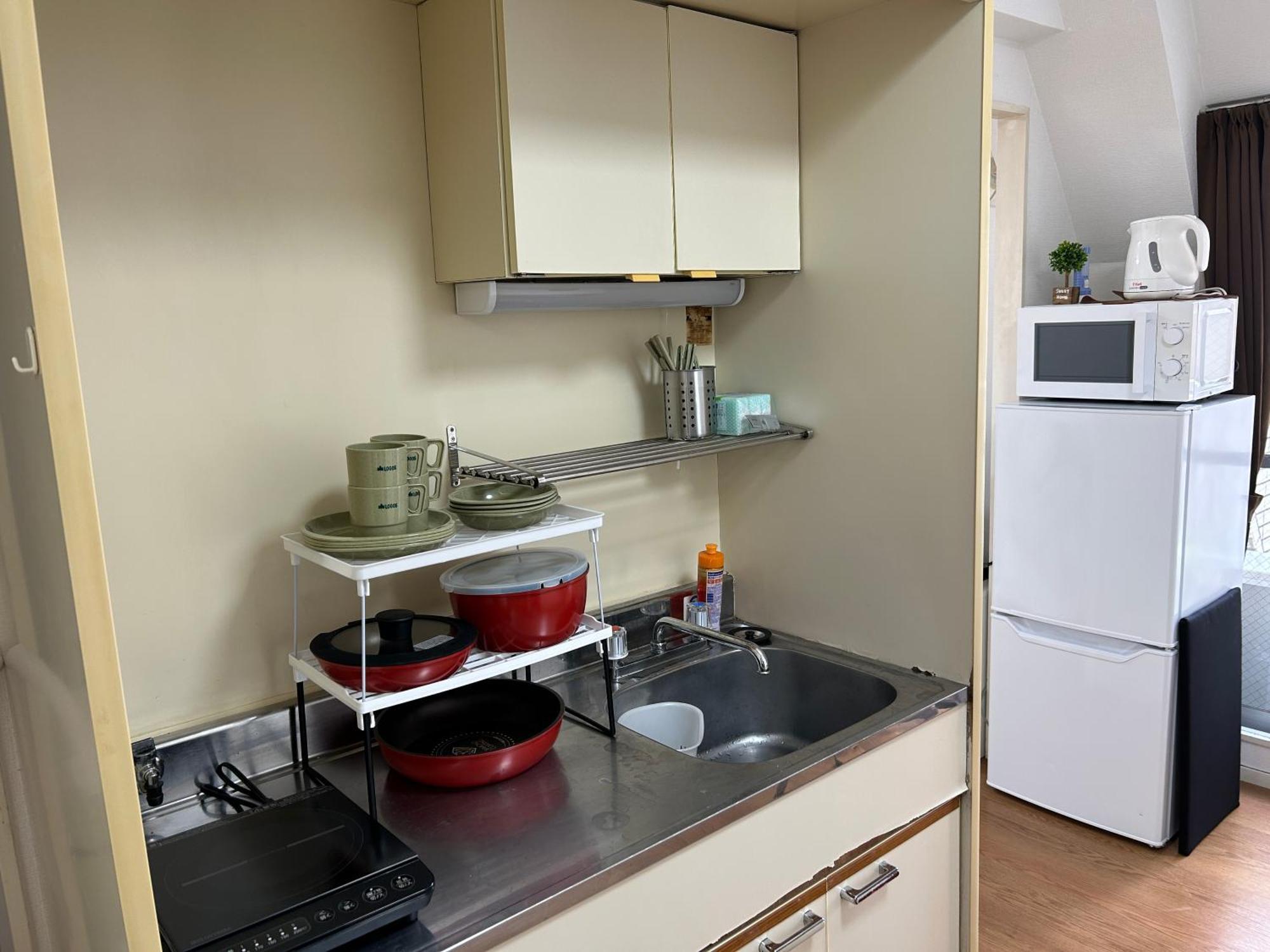 Guest House Zwell Hakata Ohori Park Fukuoka  Eksteriør billede