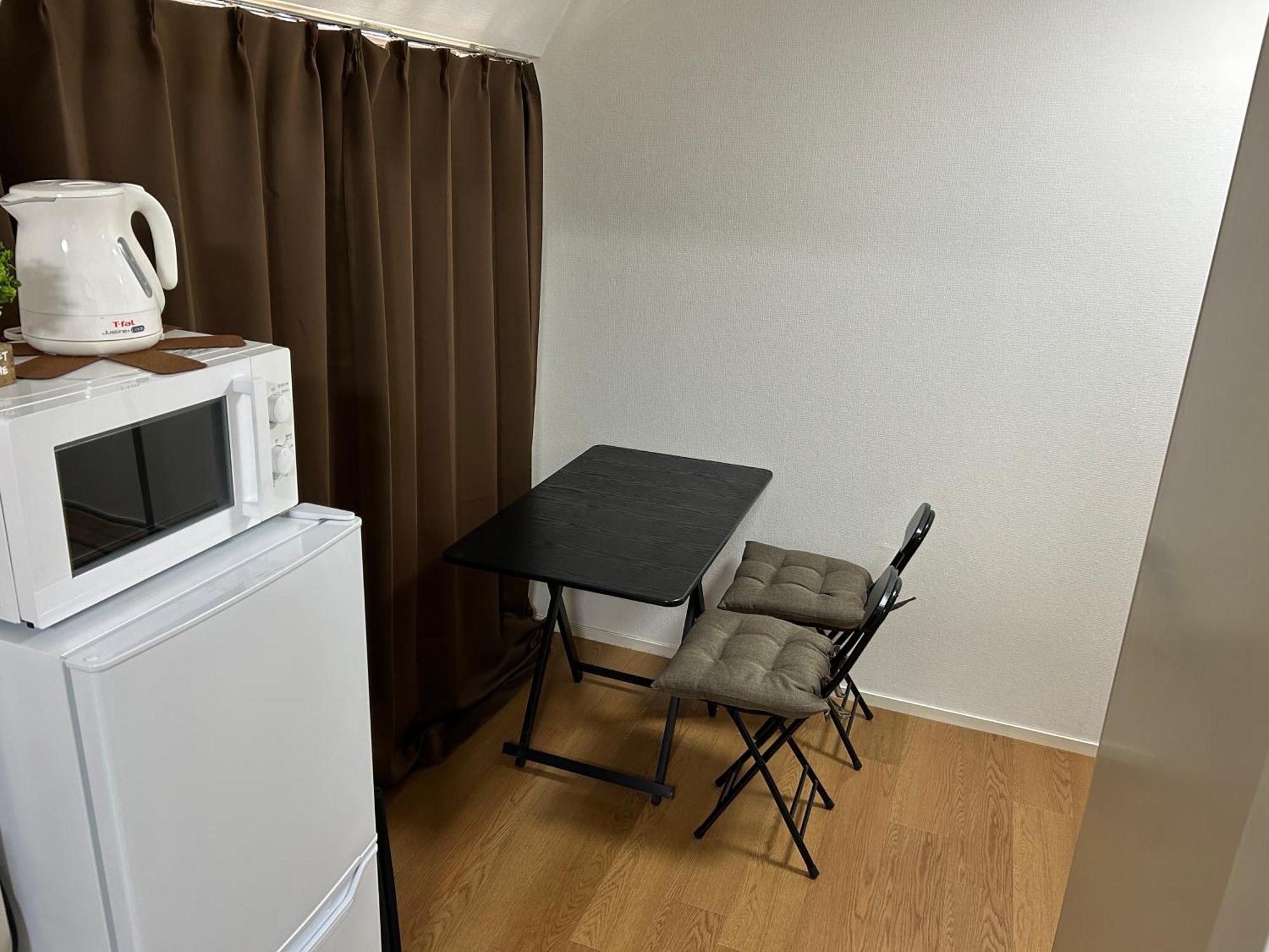 Guest House Zwell Hakata Ohori Park Fukuoka  Eksteriør billede