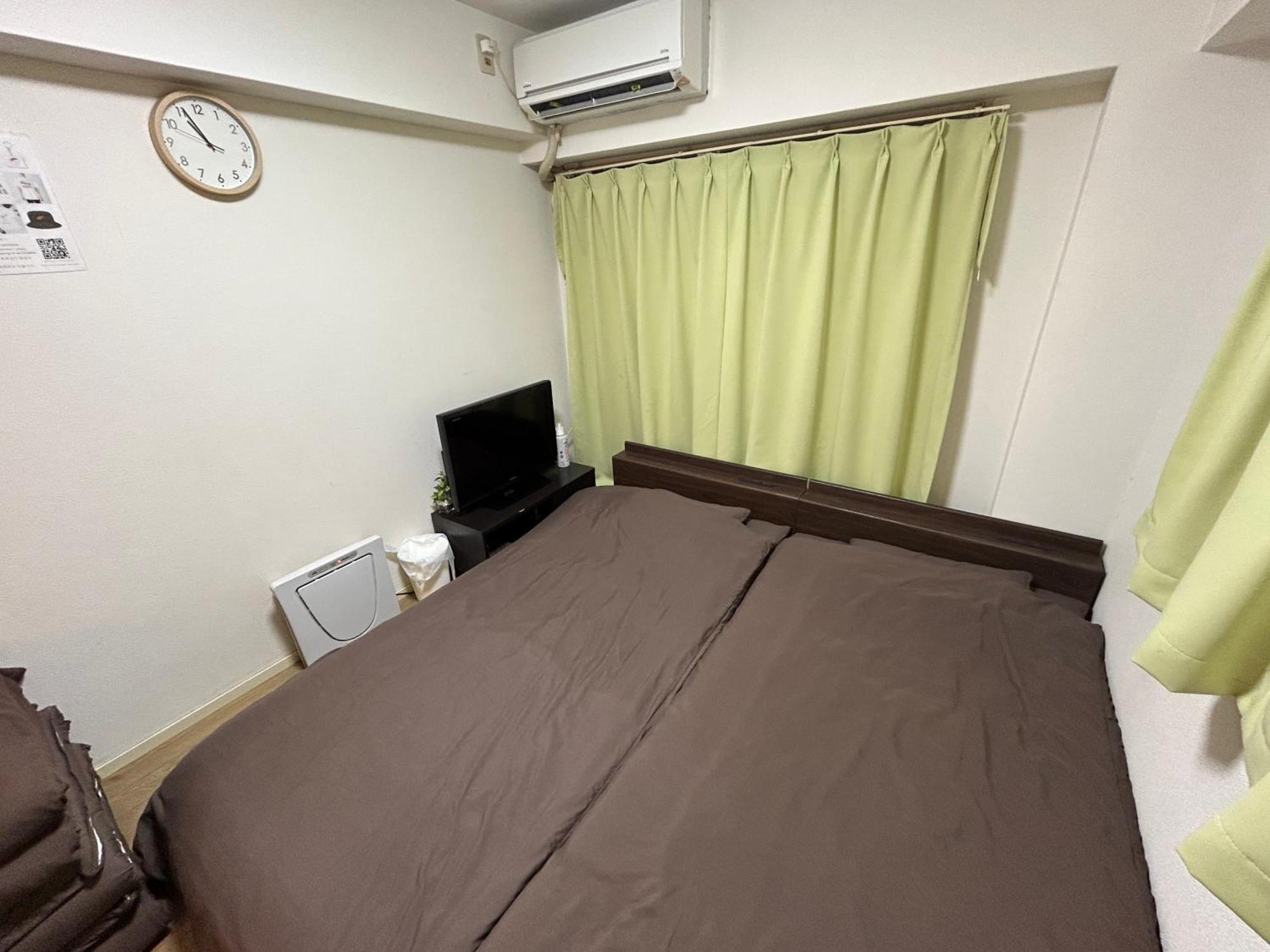 Guest House Zwell Hakata Ohori Park Fukuoka  Eksteriør billede