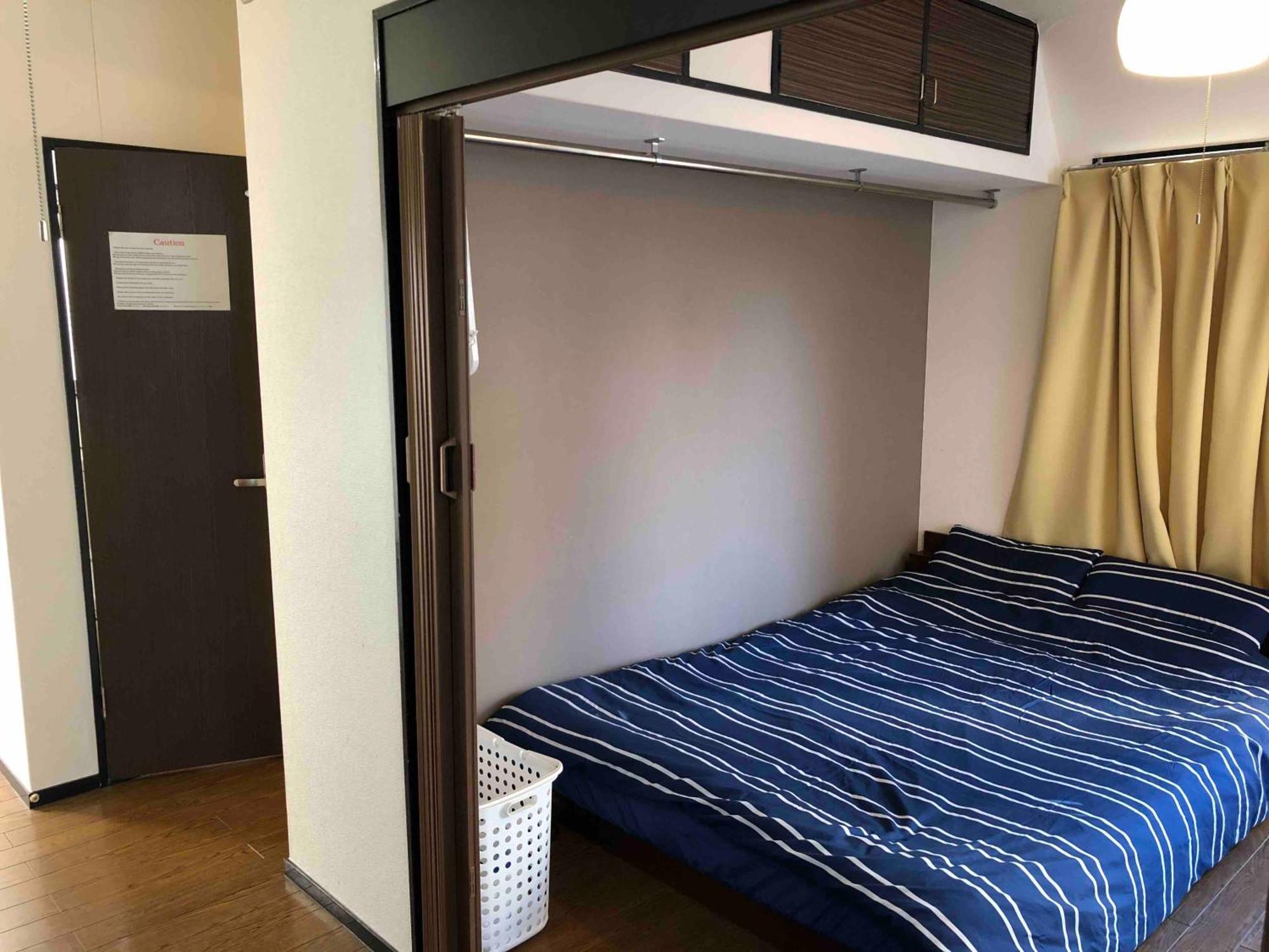 Guest House Zwell Hakata Ohori Park Fukuoka  Eksteriør billede