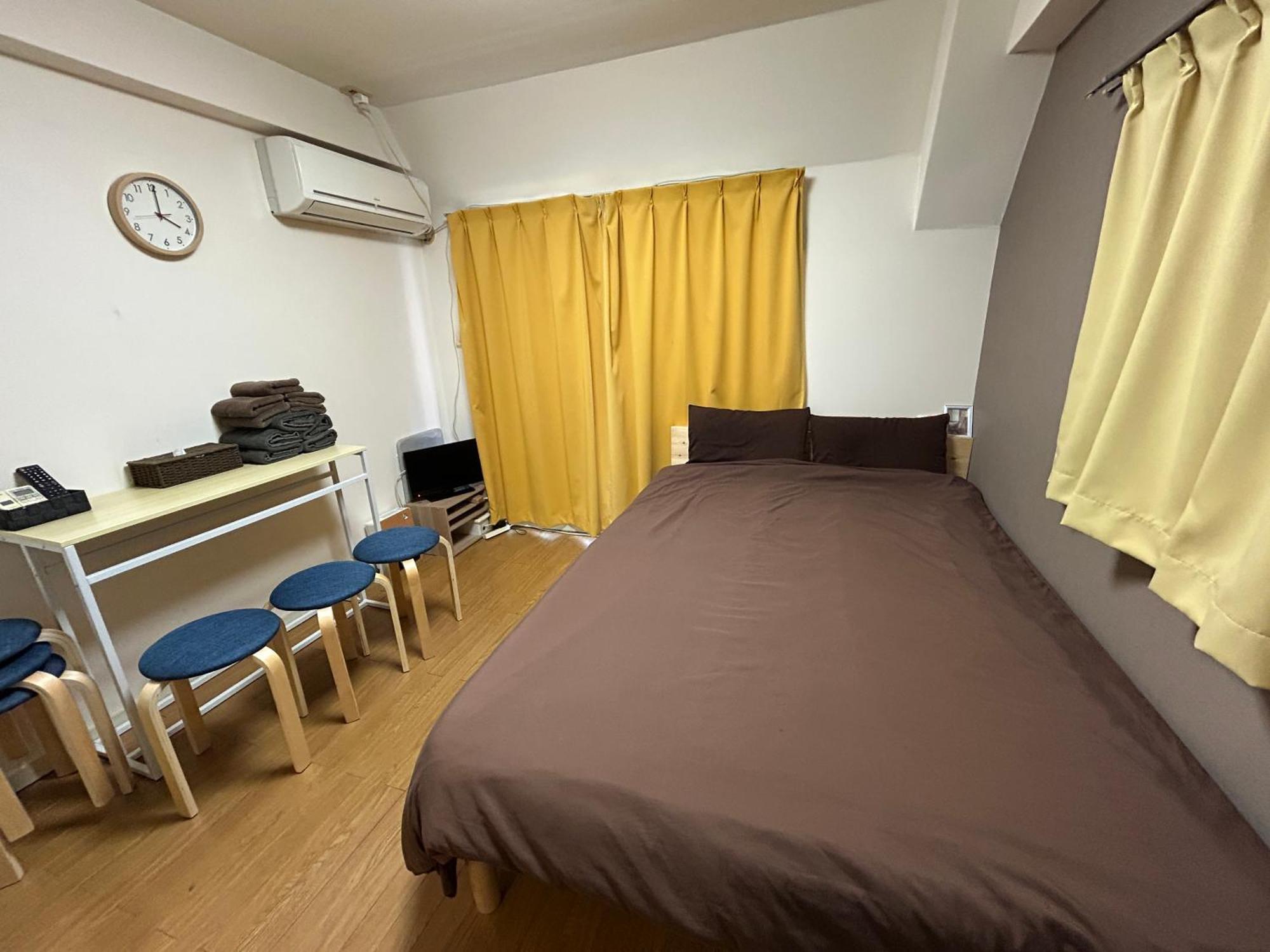 Guest House Zwell Hakata Ohori Park Fukuoka  Eksteriør billede